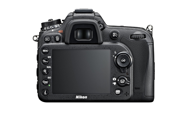 Nikon D7100 back
