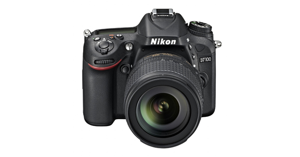 Nikon D7100 front-top