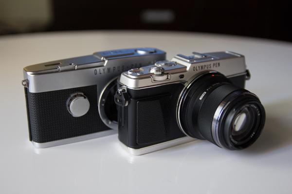 Olympus_PEN_E-P5_generations