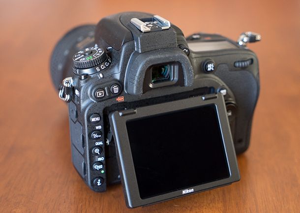 Nikon_D750-back