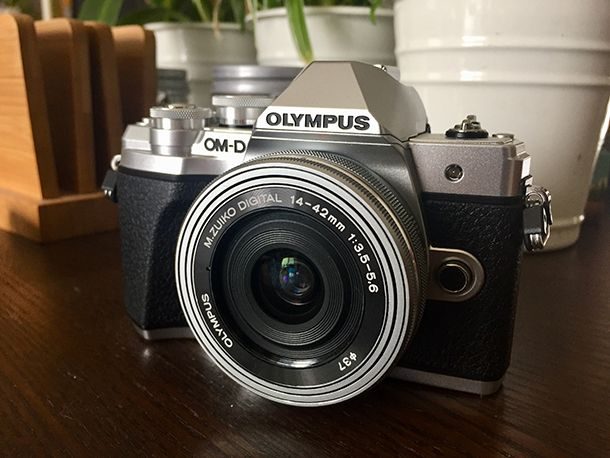 Olympus OM-D e_M10 Mark III (c) Christian Jarry